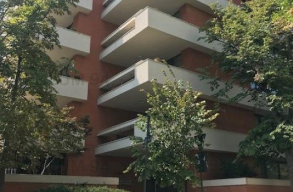 Inchiriere Apartament 4 camere ,zona Primaverii ,strada Constantin Balescu, amiral ,nr 31a ,4.700 € /luna 