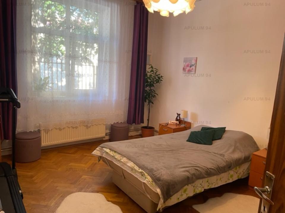 Vanzare Casa/Vila 6 camere ,zona Ion Mihalache ,strada Zablovschi ,nr 1 ,360.000 €