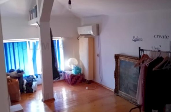Vanzare Casa/Vila 4 camere ,zona Dristor ,strada Eufrosina Popescu ,nr 24 ,257.000 €