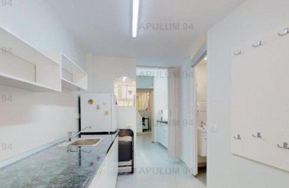 Vanzare Apartament 3 camere ,zona Centrul Vechi ,strada Coltei ,nr - ,135.000 €
