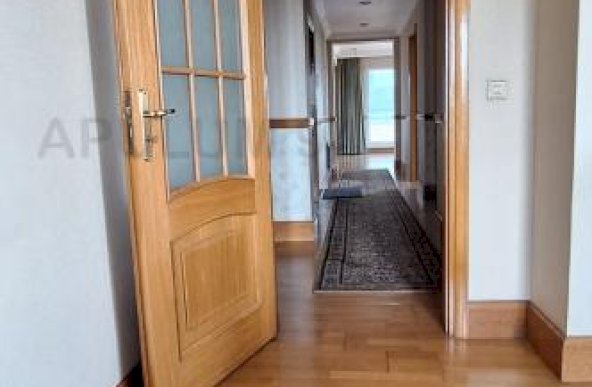 Vanzare Apartament 3 camere ,zona Aviatorilor ,strada Ermil Pangratti ,nr - ,640.000 €