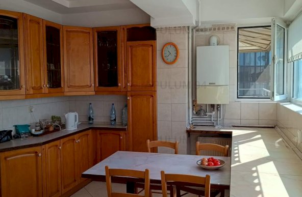 Vanzare Apartament 3 camere ,zona Aviatorilor ,strada Ermil Pangratti ,nr - ,640.000 €