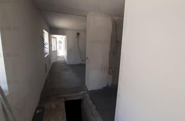 Vanzare Casa/Vila 4 camere ,zona Copaceni ,strada Padurii ,nr 299 ,82.500 €