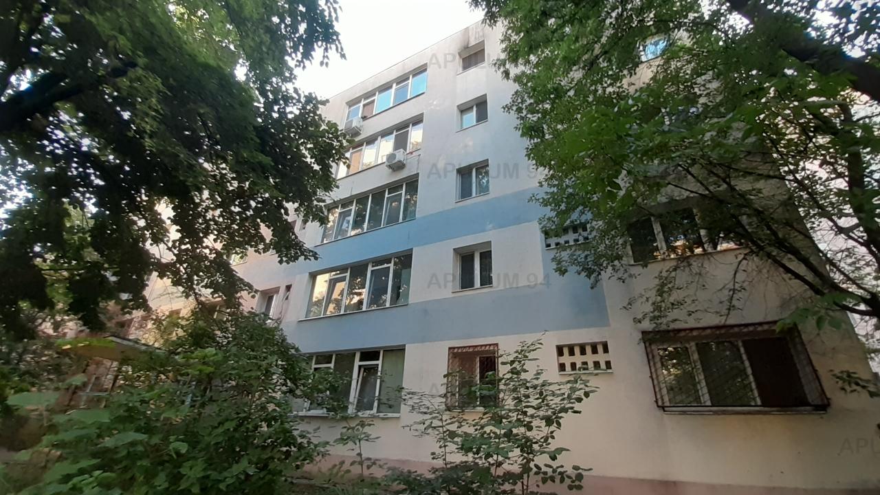 Vanzare Apartament 3 camere ,zona Titan ,strada Odobesti ,nr 1 ,125.000 €