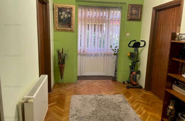 Vanzare Casa/Vila 6 camere ,zona Ion Mihalache ,strada Zablovschi ,nr 1 ,360.000 €