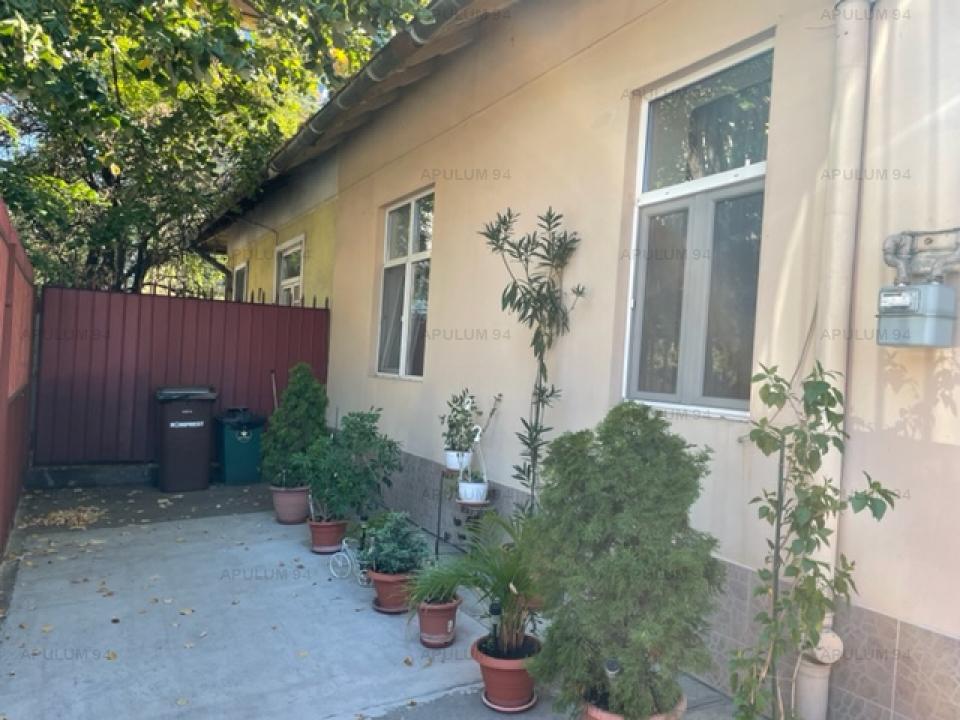 Vanzare Casa/Vila 6 camere ,zona Ion Mihalache ,strada Zablovschi ,nr 1 ,360.000 €