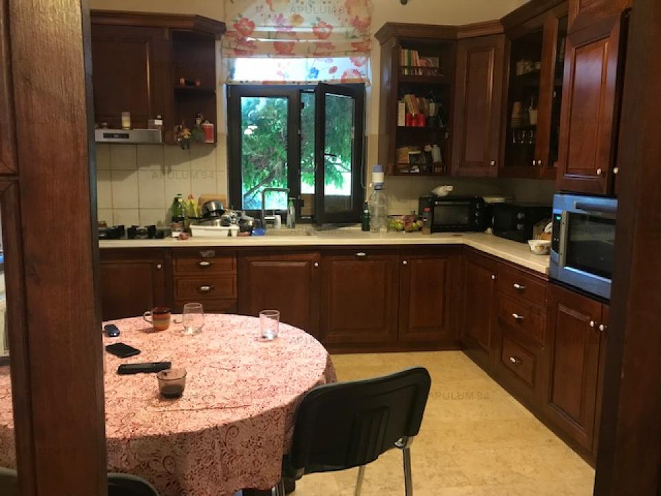 Vanzare Casa/Vila 7 camere ,zona Prelungirea Ghencea ,strada Prelungirea Ghencea ,nr - ,389.000 €