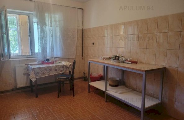 Inchiriere Casa/Vila 6 camere ,zona Clinceni ,strada Ciocarliei ,nr 33 ,2.200 € /luna 