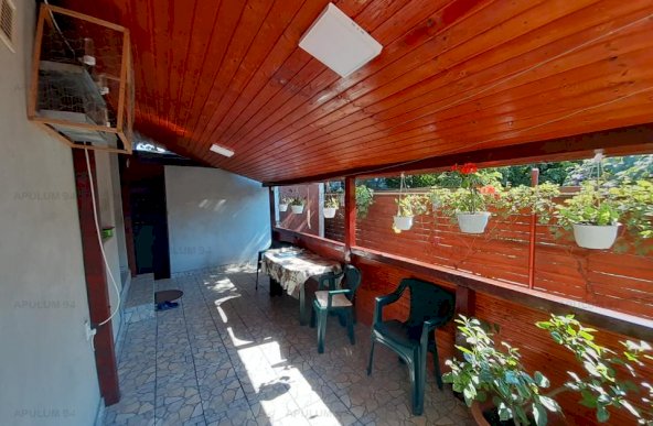 Vanzare Casa/Vila 4 camere ,zona 1 Decembrie ,strada Stadionului ,nr -- ,147.000 €