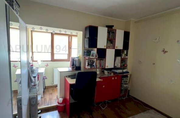 Vanzare Apartament 3 camere ,zona Berceni ,strada Calea Vacaresti ,nr 334 ,165.000 €