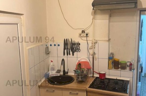 Apartament 2 Camere Bloc Interbelic Investitie Airbnb | Resedinta