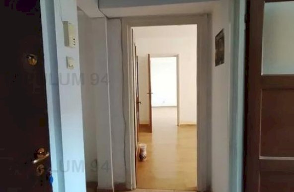 Vanzare Apartament 3 camere ,zona Cismigiu ,strada Vasile Parvan ,nr 2-4 ,120.000 €