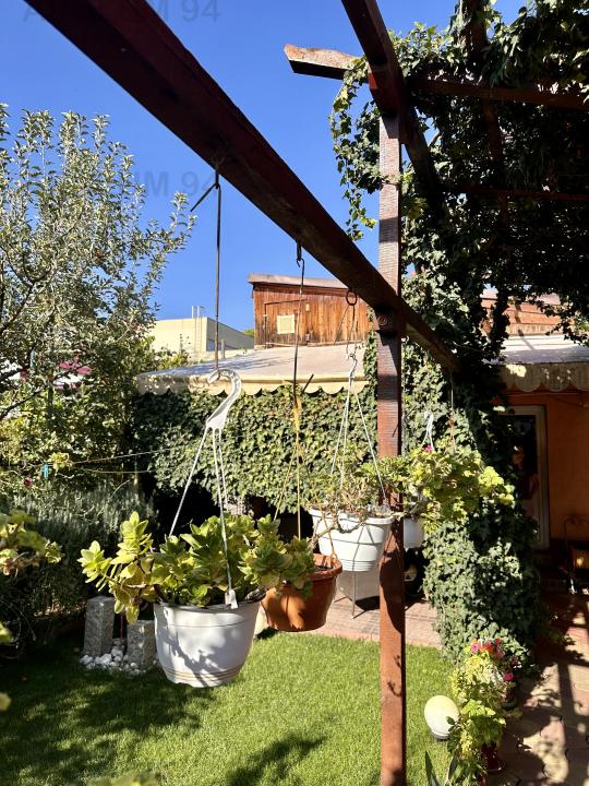 Vanzare Casa/Vila 3 camere ,zona Vatra Luminoasa ,strada Maior Ionescu Atanase ,nr - ,269.000 €