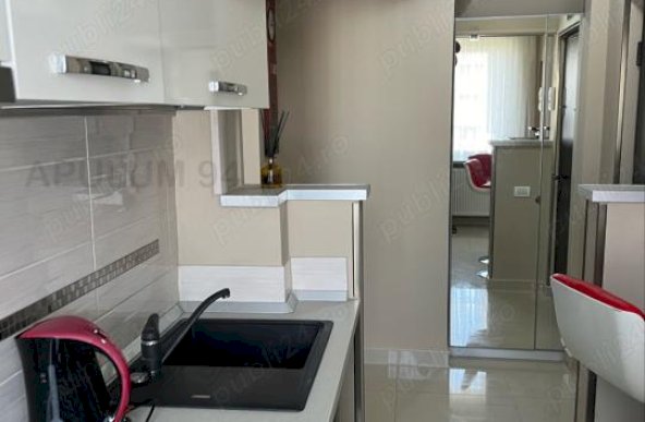 Inchiriere Apartament 3 camere ,zona Cantemir ,strada Dimitrie Cantemir ,nr 11 ,800 € /luna 