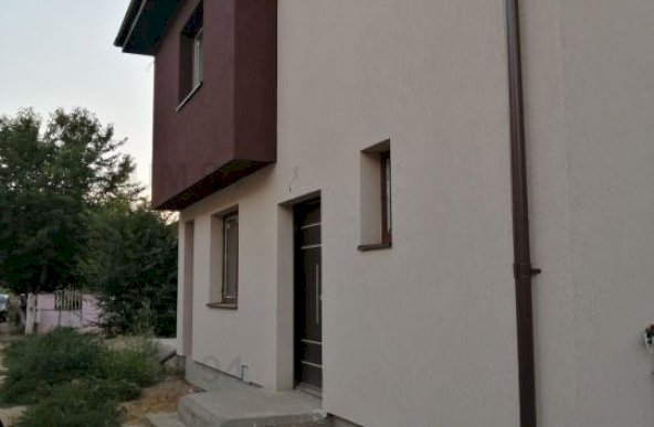 Vanzare Casa/Vila 4 camere ,zona Nicolae Grigorescu ,strada Malva ,nr 81 ,350.000 €