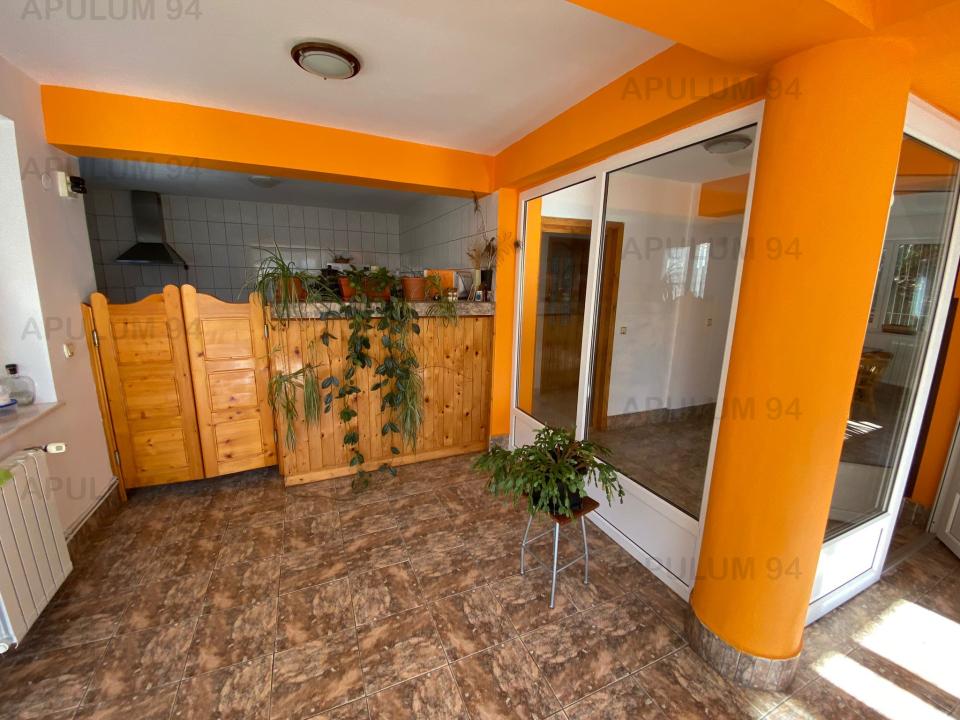 Vanzare Casa/Vila 10 camere ,zona Busteni ,strada Zamora Noua ,nr 56 ,241.000 €