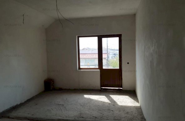 Vanzare Casa/Vila 4 camere ,zona 1 Decembrie ,strada Victoriei ,nr 22 ,90.000 €