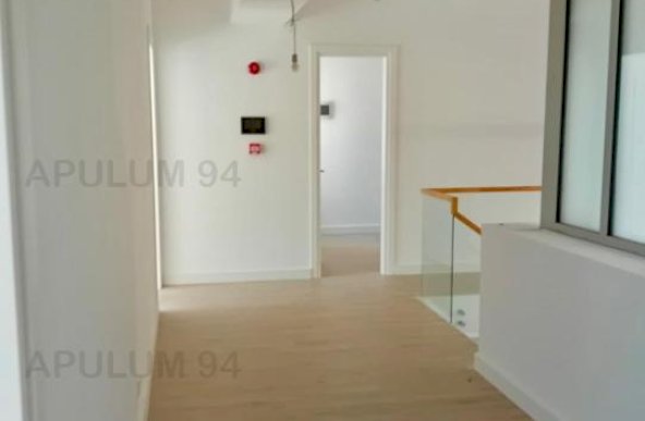 Inchiriere Apartament 4 camere ,zona Cartierul Armenesc ,strada Licurg ,nr 2 ,4.800 € /luna 