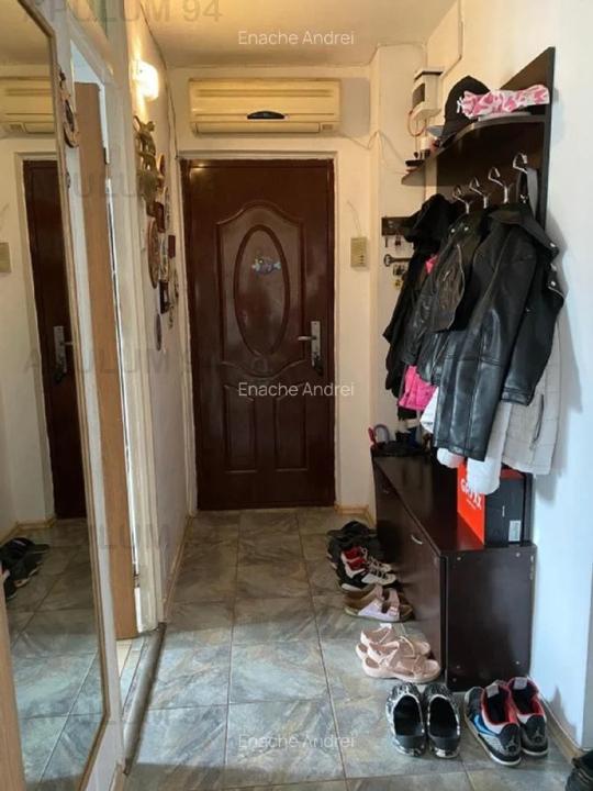 Vanzare Apartament 3 camere ,zona Dristor ,strada Suraia Al. ,nr 6 ,105.000 €