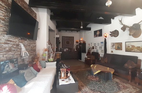 Vanzare Casa/Vila 5 camere ,zona Mihailesti ,strada Argesului ,nr Cireșica ,650.000 €