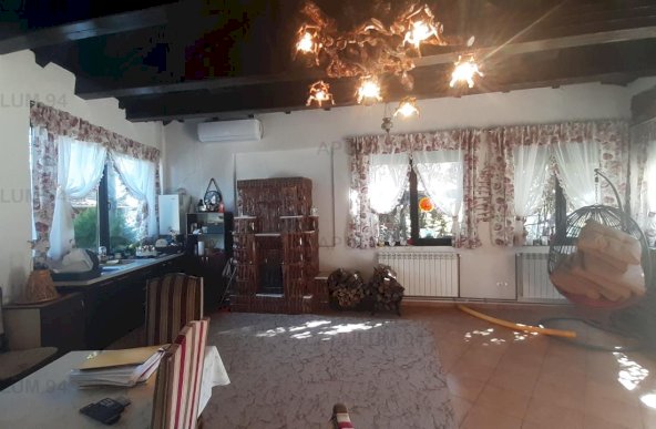 Vanzare Casa/Vila 5 camere ,zona Mihailesti ,strada Argesului ,nr Cireșica ,650.000 €