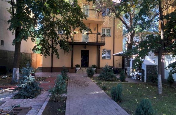 Vanzare Casa/Vila 6 camere ,zona Brancoveanu ,strada Dumitru Minca ,nr 14 ,430.000 €