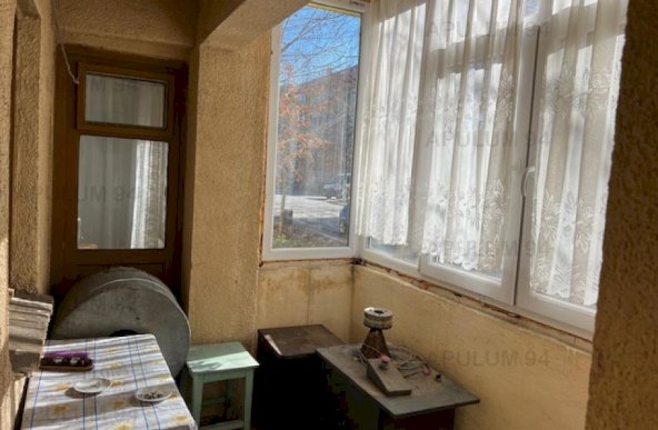 Vanzare Apartament 3 camere ,zona Bragadiru ,strada Florilor ,nr 11 ,65.000 €