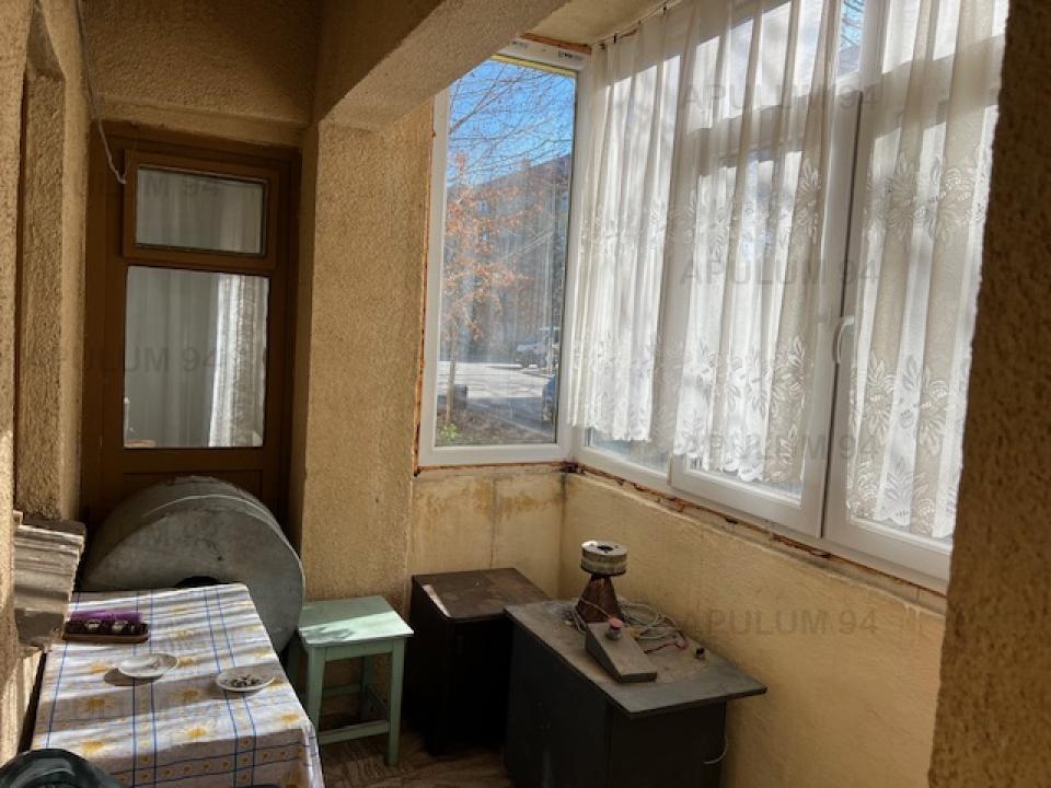 Vanzare Apartament 3 camere ,zona Bragadiru ,strada Florilor ,nr 11 ,65.000 €