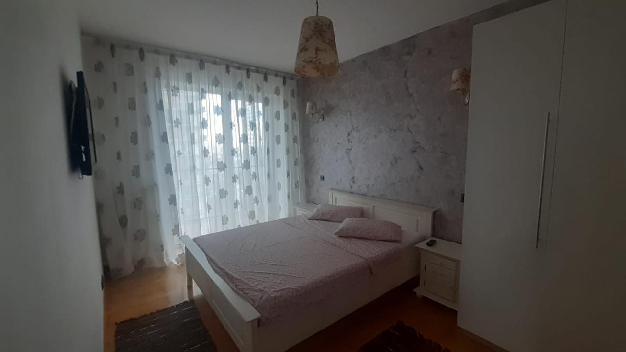 Vanzare Apartament 3 camere ,zona Vacaresti ,strada Gladitei ,nr -- ,259.000 €