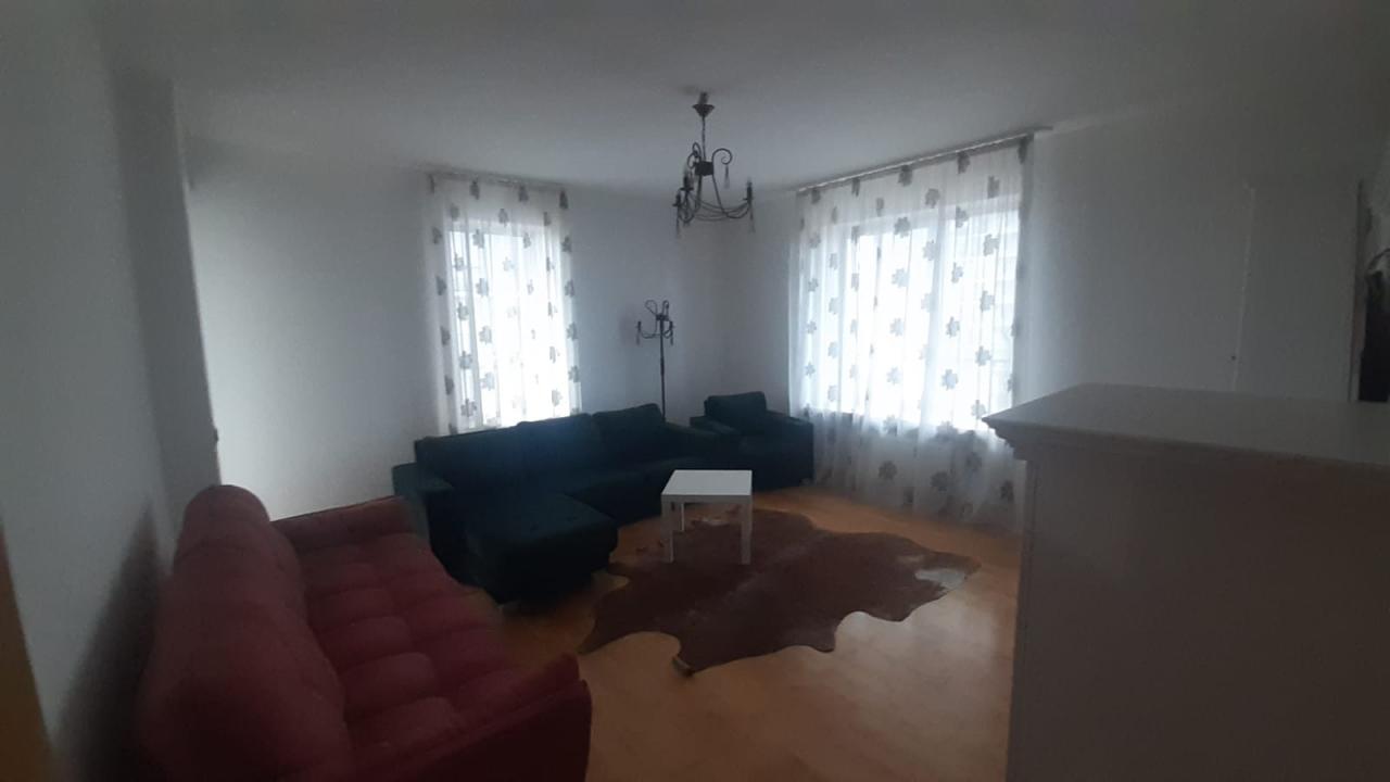 Vanzare Apartament 3 camere ,zona Vacaresti ,strada Gladitei ,nr -- ,259.000 €