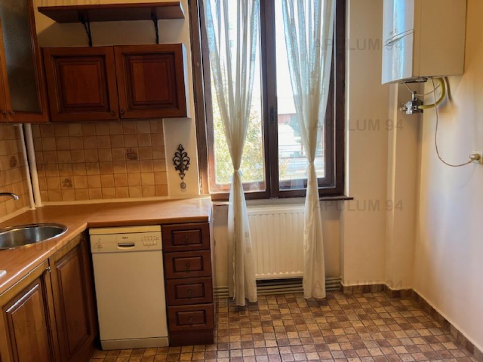 Vanzare Apartament 5 camere ,zona Piata Alba Iulia ,strada Valeriu Braniste ,nr 50 ,275.000 €