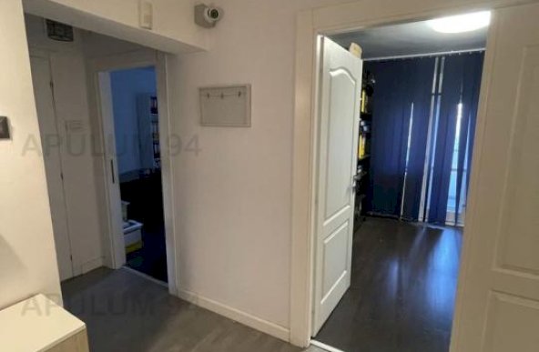 Inchiriere Apartament 4 camere ,zona Unirii ,strada Bulevardul Unirii ,nr - ,1.050 € /luna 