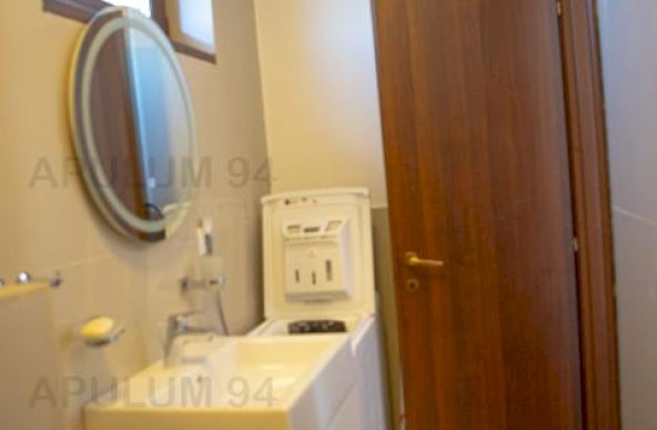 Inchiriere Apartament 2 camere ,zona Universitate ,strada Italiana ,nr - ,725 € /luna 