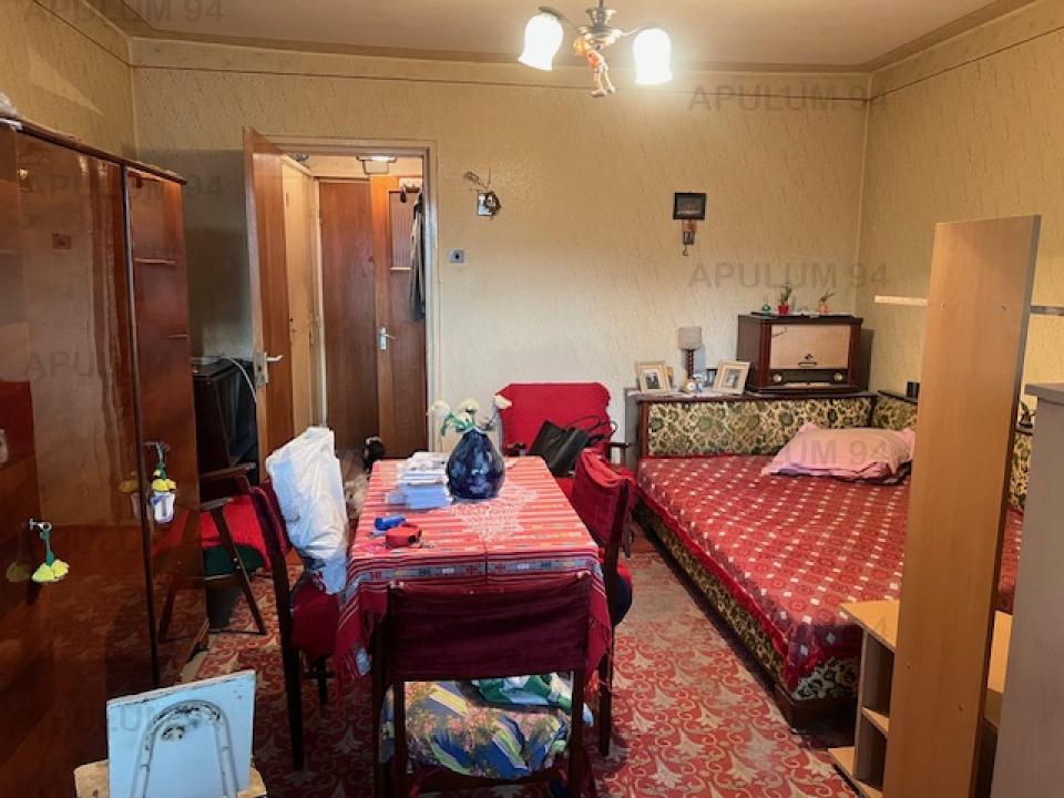 Vanzare Garsoniera ,zona Titan ,strada Barajul Sadului Al. ,nr 3 ,60.000 €