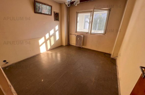 Vanzare Apartament 3 camere ,zona Dristor ,strada Ramnicu Valcea ,nr 14 ,127.000 €