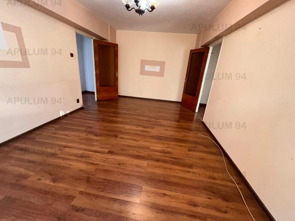 Vanzare Apartament 3 camere ,zona Dristor ,strada Ramnicu Valcea ,nr 14 ,127.000 €