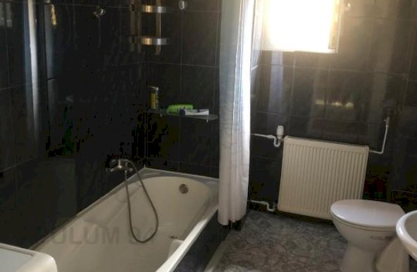 Inchiriere Apartament 4 camere ,zona Aparatorii Patriei ,strada Mosoaia ,nr 70 ,650 € /luna 