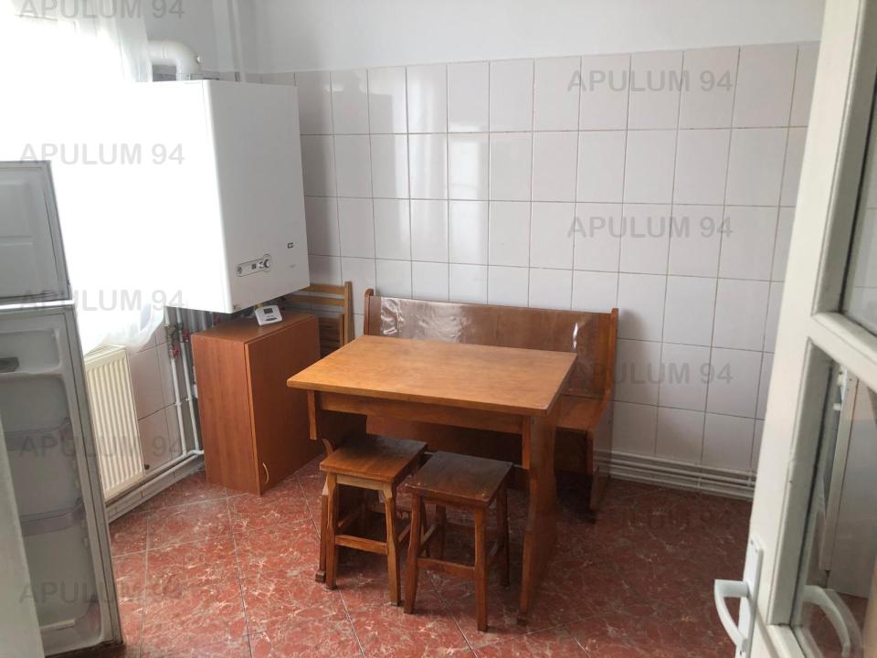 Inchiriere Apartament 4 camere ,zona Aparatorii Patriei ,strada Mosoaia ,nr 70 ,650 € /luna 