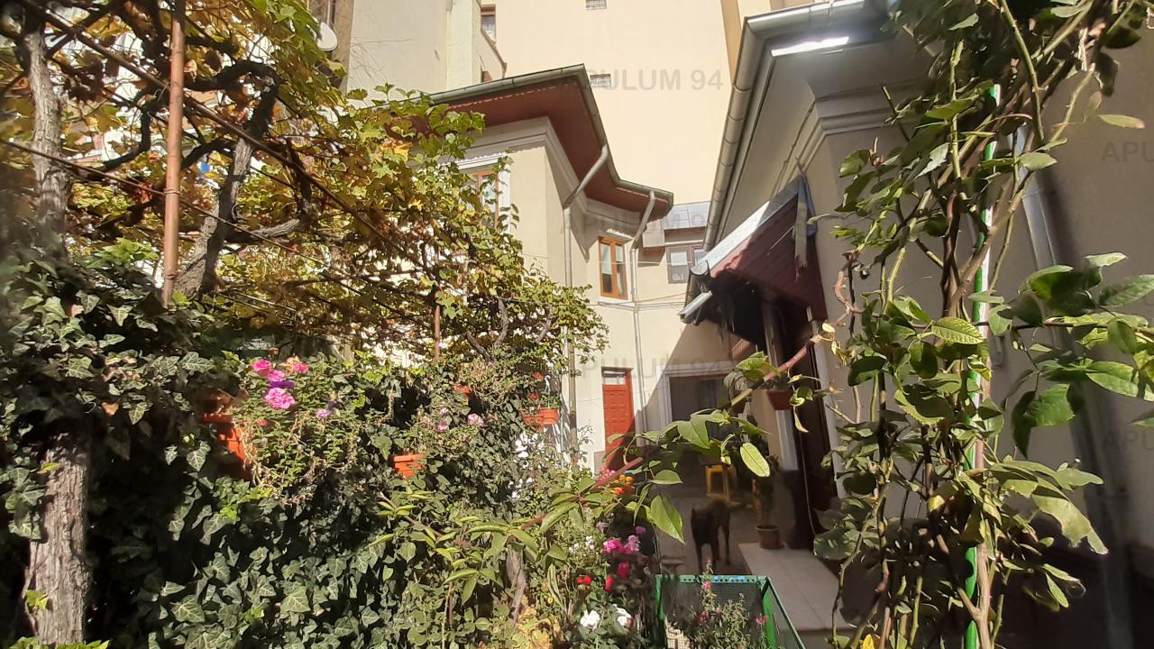 Vanzare Casa/Vila 5 camere ,zona Cartierul Armenesc ,strada Toamnei ,nr 114 ,298.000 €