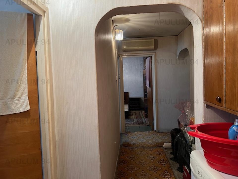 Vanzare Apartament 4 camere ,zona Drumul Taberei ,strada Istru Al. ,nr 3 ,130.000 €