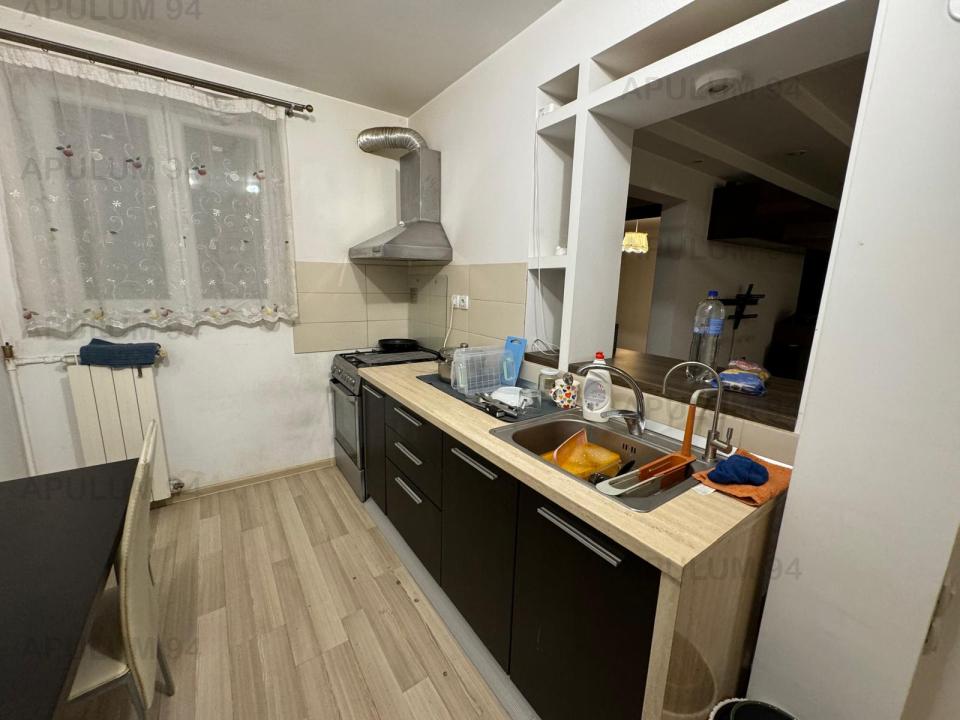 Inchiriere Apartament 4 camere ,zona Titan ,strada Stanila Al. ,nr 1 ,700 € /luna 