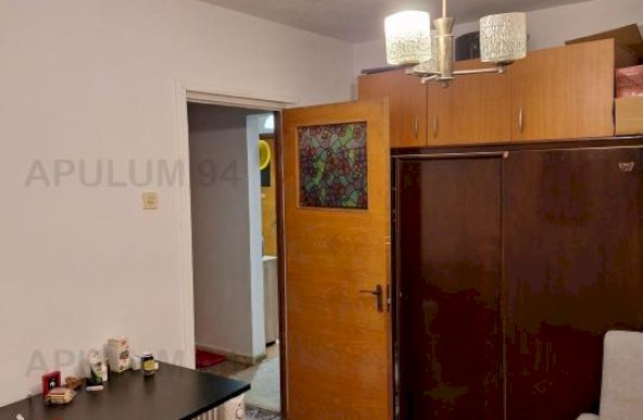 Apartament 4 camere Drumul Taberei- Raul Doamnei. 