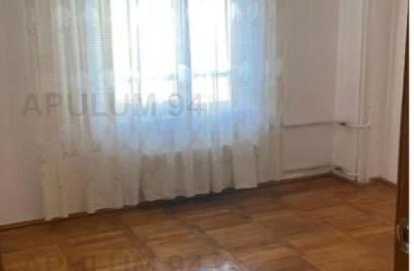 Vanzare Apartament 3 camere ,zona Nerva Traian ,strada Octavian Goga ,nr 21 ,200.000 €