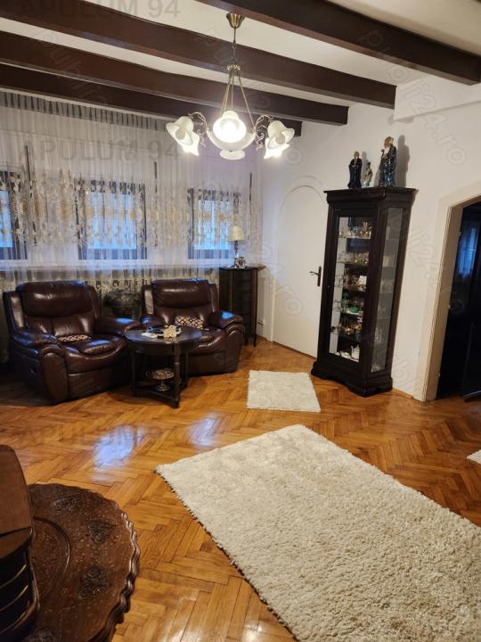 Inchiriere Apartament 4 camere ,zona Cotroceni ,strada Dimitrie Draghiescu ,nr - ,1.200 € /luna 