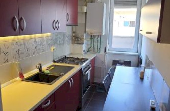 Apartament 3 camere cu terasa de 29 mp Prelungirea Ghencea stradal. 