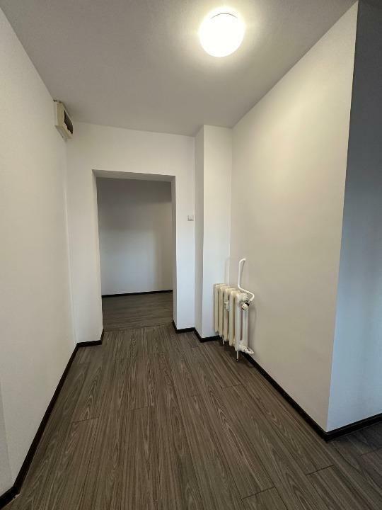 Vanzare Apartament 6 camere ,zona Piata Alba Iulia ,strada Decebal ,nr - ,398.000 €