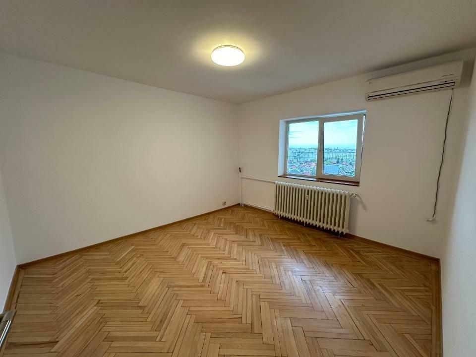 Vanzare Apartament 6 camere ,zona Piata Alba Iulia ,strada Decebal ,nr - ,398.000 €