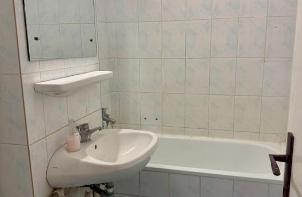 Inchiriere Apartament 2 camere ,zona Drumul Taberei ,strada Drumul Taberei ,nr - ,350 € /luna 