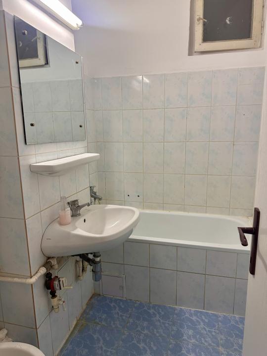 Inchiriere Apartament 2 camere ,zona Drumul Taberei ,strada Drumul Taberei ,nr - ,350 € /luna 