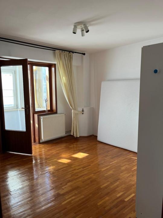 Vanzare Apartament 2 camere ,zona Unirii ,strada Octavian Goga ,nr 4 ,142.000 €